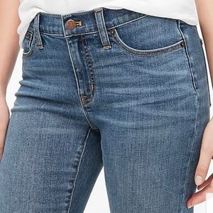 J Crew 8” Mid-rise Skinny Jean - 27 NWOT